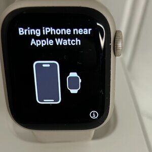 Apple Watch Series 8 Starlight Aluminum Case 41mm